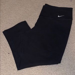 Nike Crop Yoga Pants